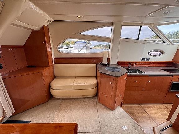 Sealine F42/5 20 of 28