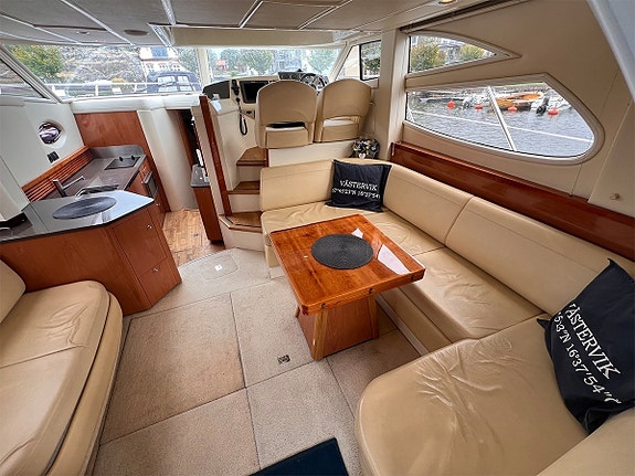 Sealine F42/5 14 of 28