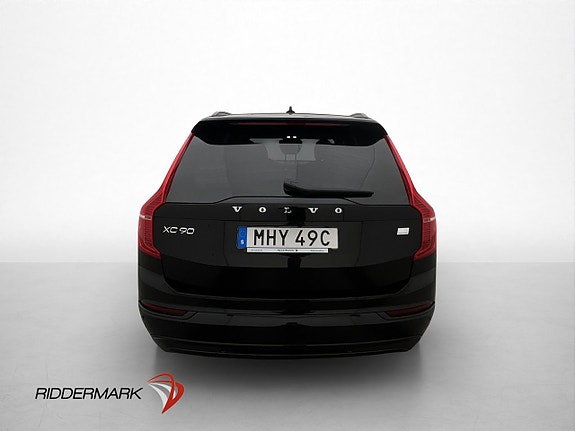 Volvo XC90 5 of 30