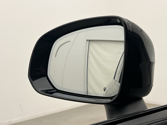 Volvo XC90 29 of 30