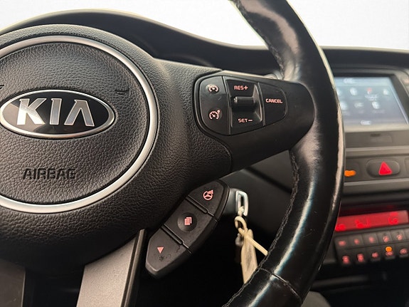 Kia Carens 18 of 23
