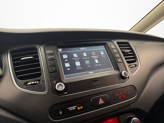 Kia Carens 15 of 23