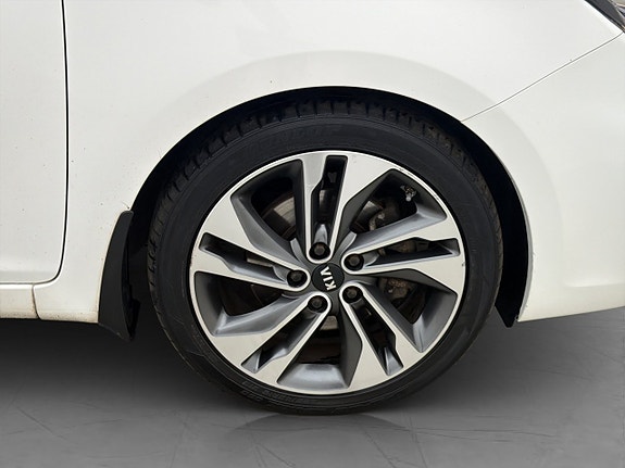 Kia Carens 23 of 23