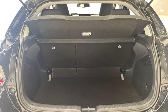 Toyota Yaris 12 of 20
