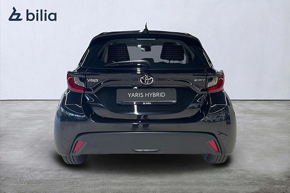 Toyota Yaris 5 of 20