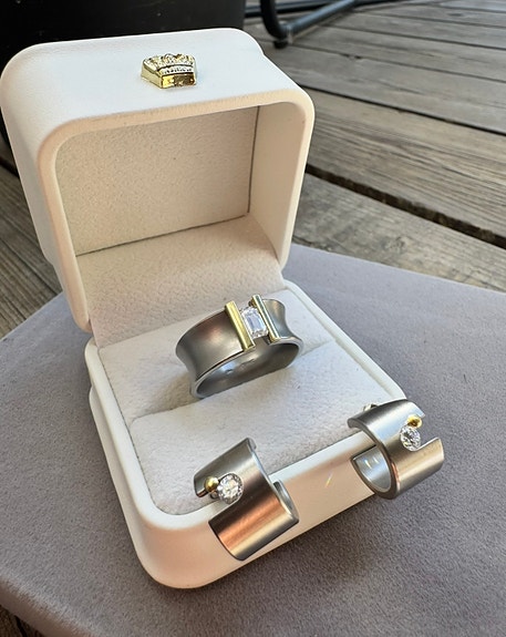 Product image 2 of 9