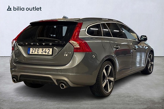 Volvo V60 8 of 26