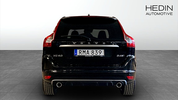 Volvo XC60 7 of 12