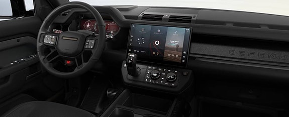 Land Rover Defender 110 4 of 6