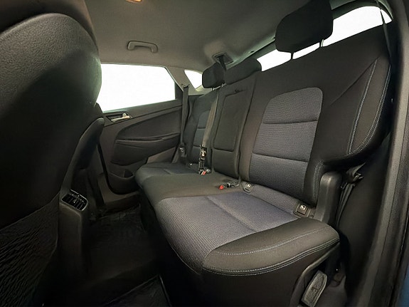 Hyundai Tucson 27 of 30