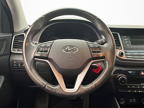 Hyundai Tucson 13 of 30