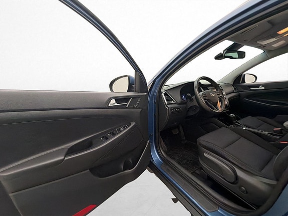Hyundai Tucson 11 of 30