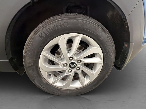 Hyundai Tucson 30 of 30