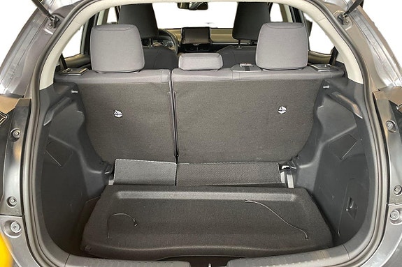 Toyota Yaris 12 of 20