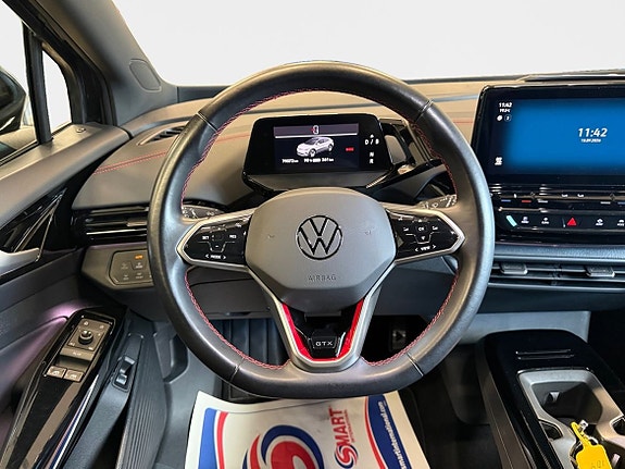 Volkswagen ID.4 GTX 12 of 15
