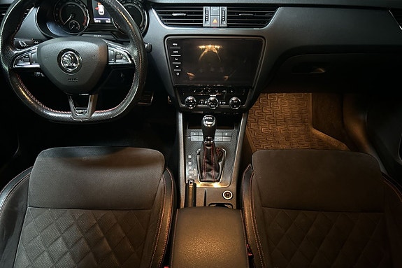 Skoda Octavia 13 of 30