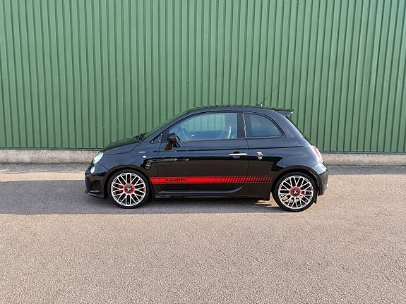 Abarth 595 2 of 9