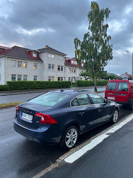 Volvo S60 3 of 7