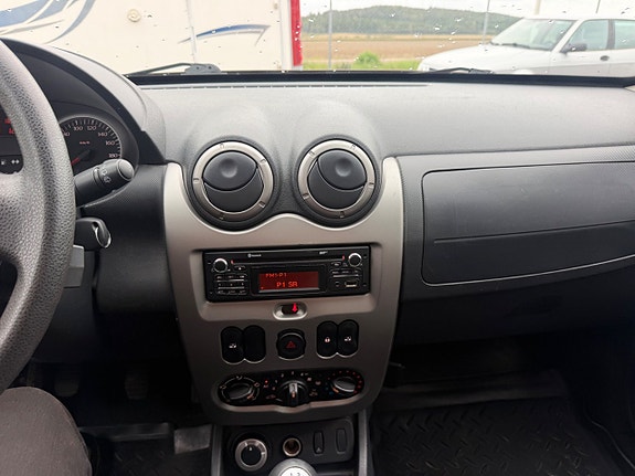 Dacia Duster 17 of 21