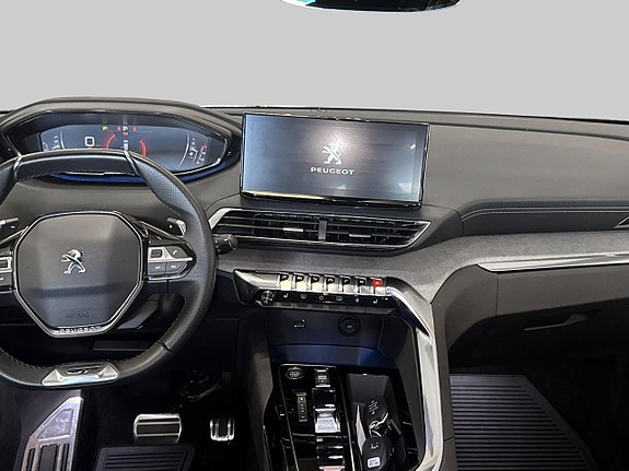 Peugeot 5008 7 of 18