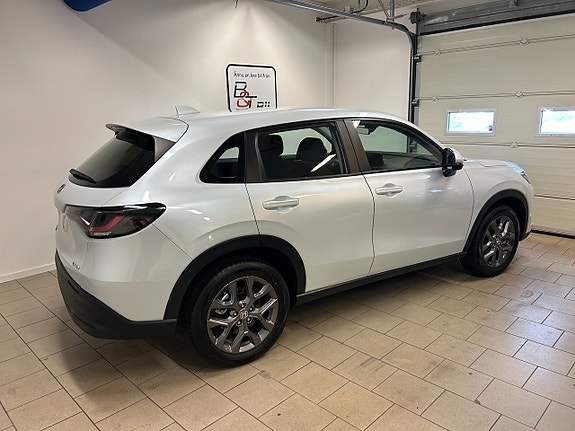 Honda ZR-V 2 of 8