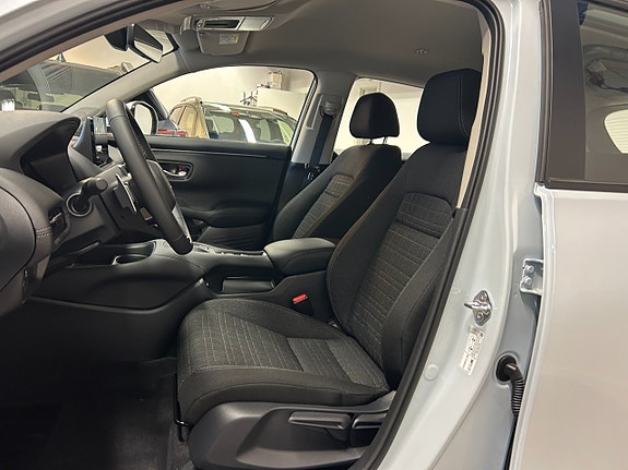 Honda ZR-V 7 of 8