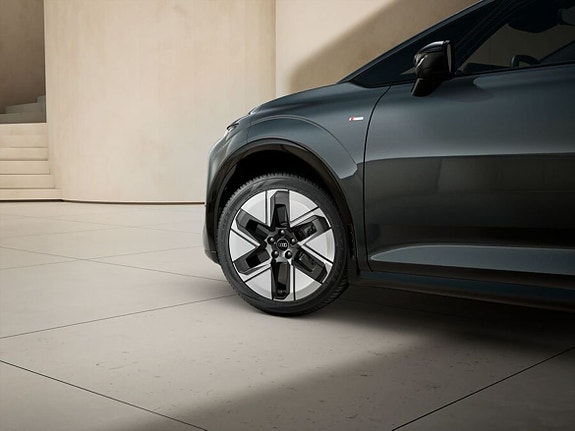 Audi A2 4 of 11