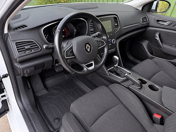 Renault Megane 14 of 14