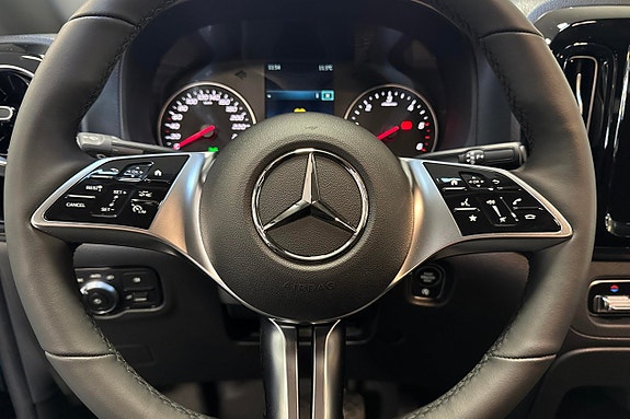 Mercedes-Benz Vito 119 14 of 16