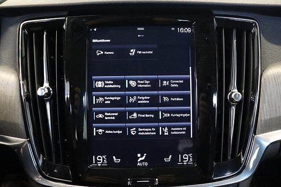 Volvo V90 Cross Country 11 of 18