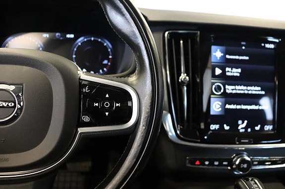 Volvo V90 Cross Country 9 of 18