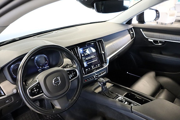 Volvo V90 Cross Country 14 of 18
