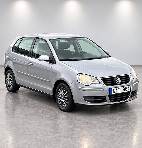 Volkswagen Polo 2 of 7