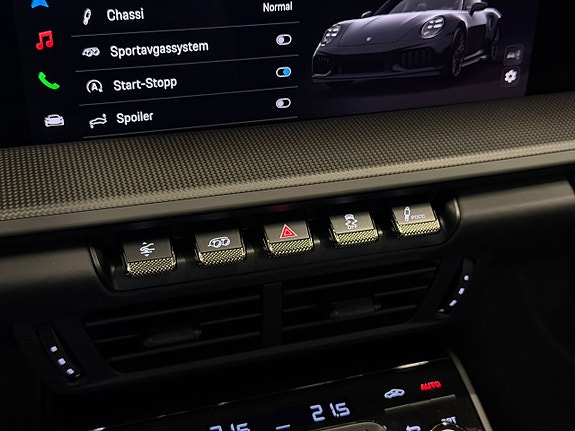 Porsche 911 Turbo S 21 of 24