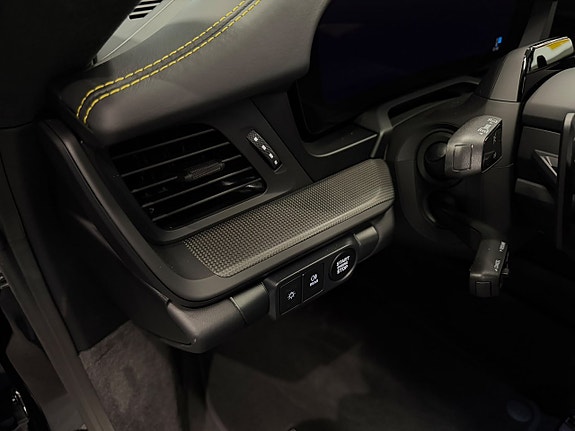 Porsche 911 Turbo S 17 of 24