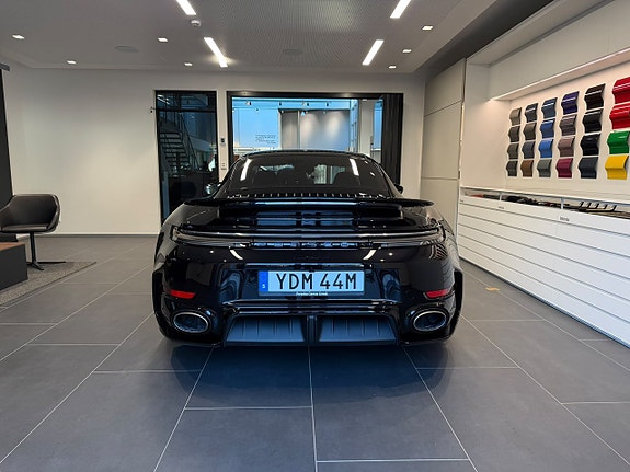 Porsche 911 Turbo S 12 of 24