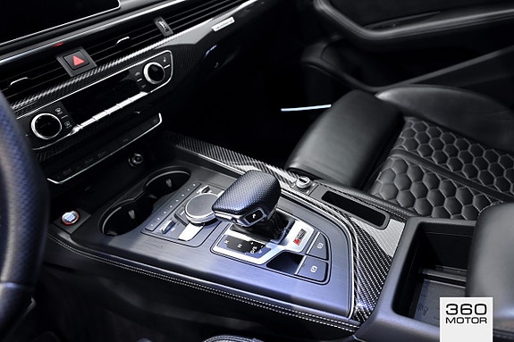 Audi RS4 12 of 13