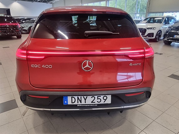 Mercedes-Benz EQC400 5 of 17