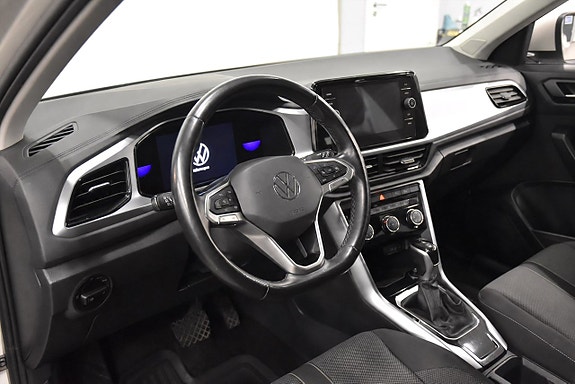 Volkswagen T-Roc 9 of 18