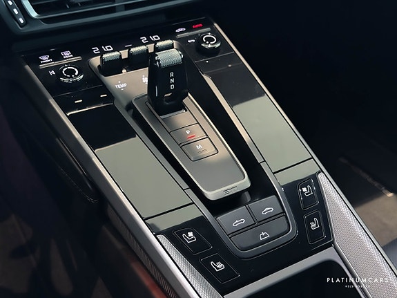 Porsche 911 13 of 22