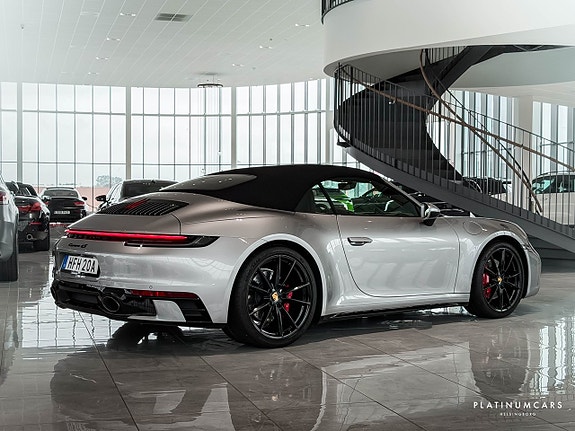 Porsche 911 20 of 22