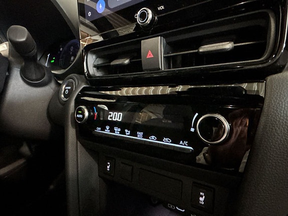 Toyota Yaris Cross 14 of 25