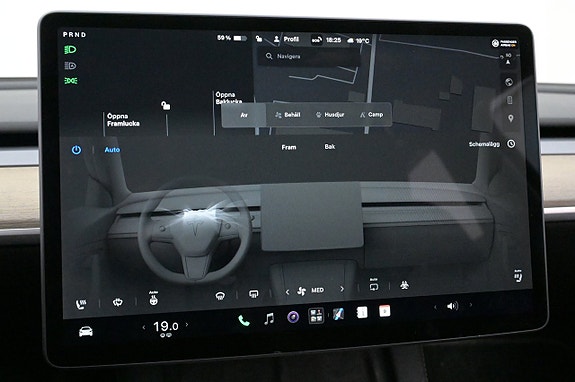 Tesla Model Y 18 of 27