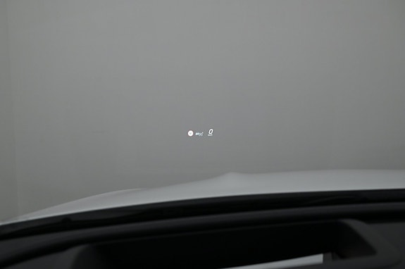 Mercedes-Benz C300 9 of 27