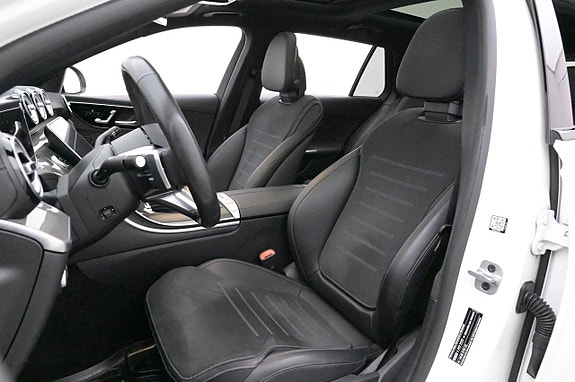 Mercedes-Benz C300 11 of 27