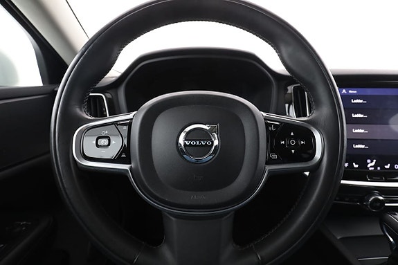 Volvo V60 19 of 30