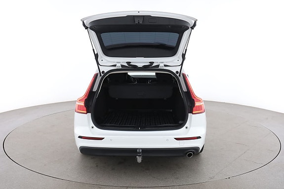 Volvo V60 17 of 30
