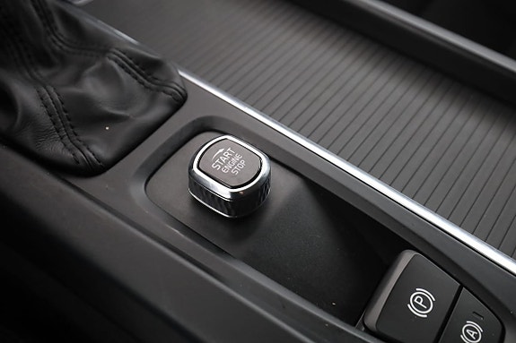 Volvo V60 27 of 30