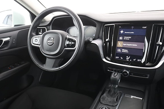 Volvo V60 14 of 30