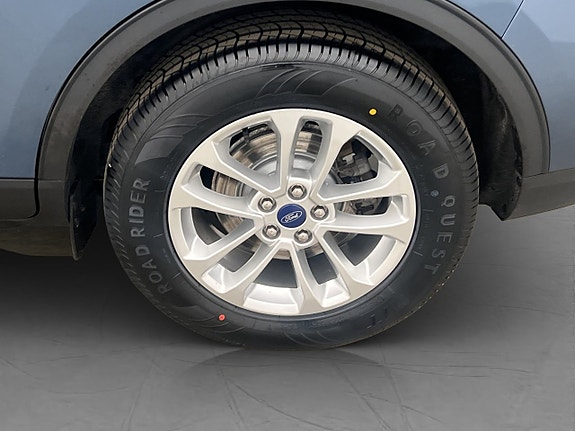 Ford Kuga 26 of 28
